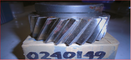 CRANKSHAFT GEAR-825 ENG. - 240149