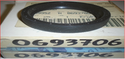 OIL SEAL (REAR AXLE 2698) - 693706