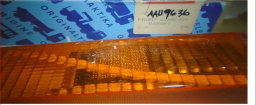 عدسة (مصباح أمامي) (يمين/أفقي) - AAU9636