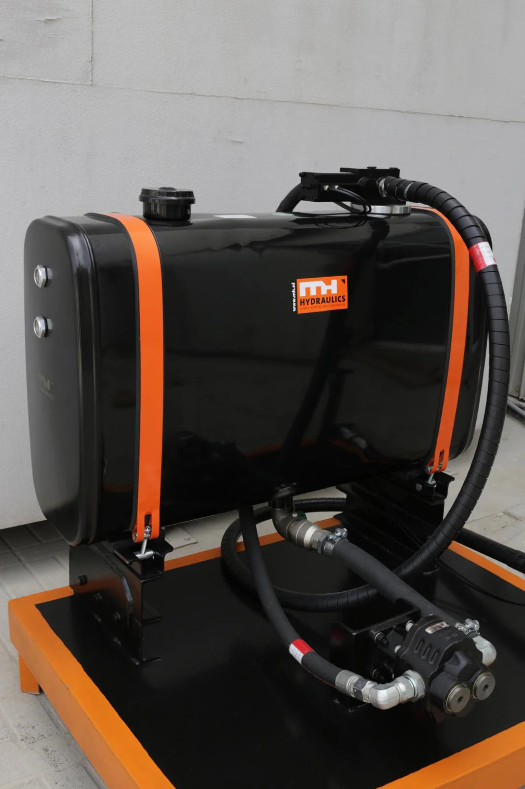 MH Oil Tank SBM 40 LT Steel 333x290x475mm