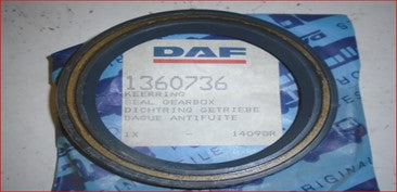 1360736 (OIL SEAL)